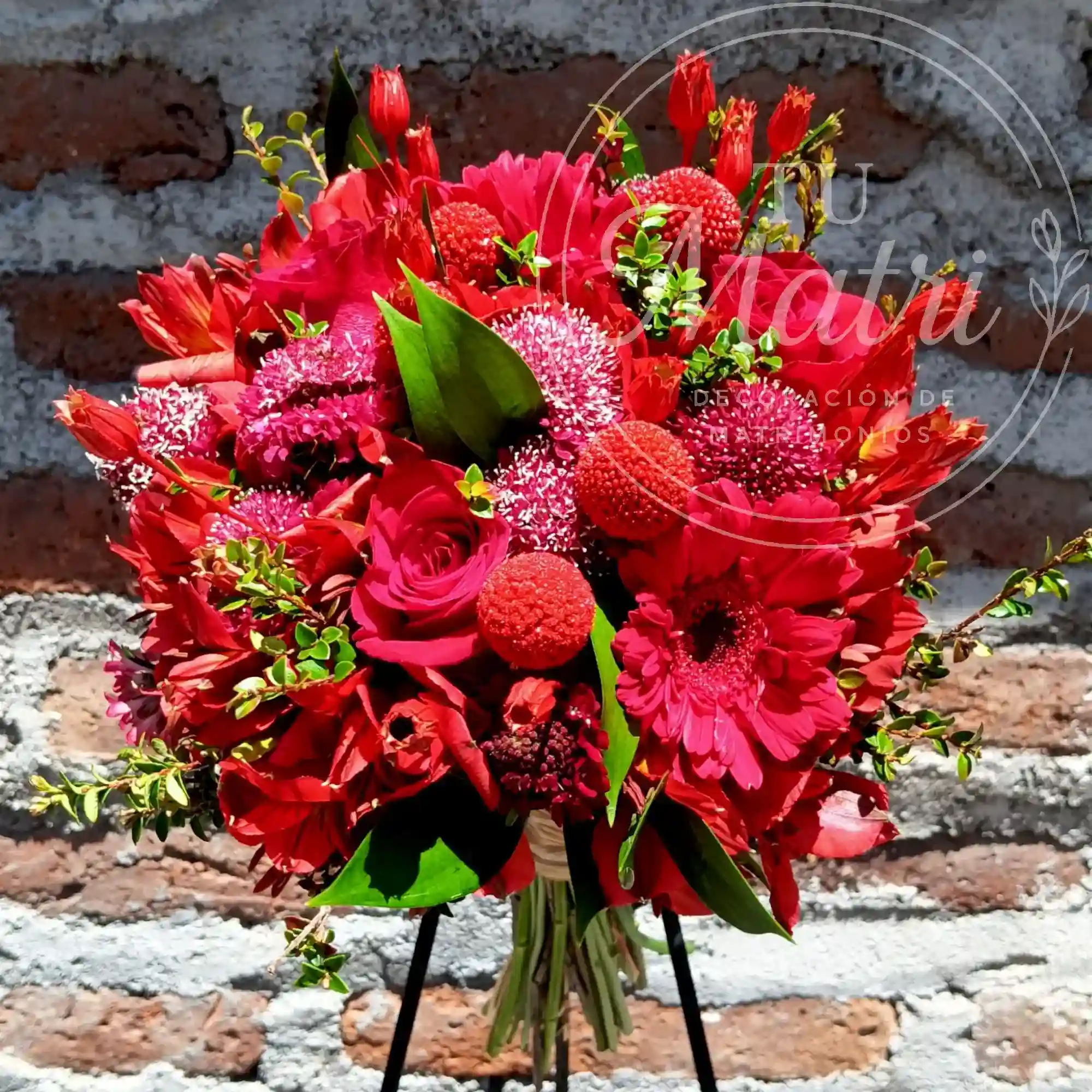 Ramo de Novia Mix Mediano Rojo 1