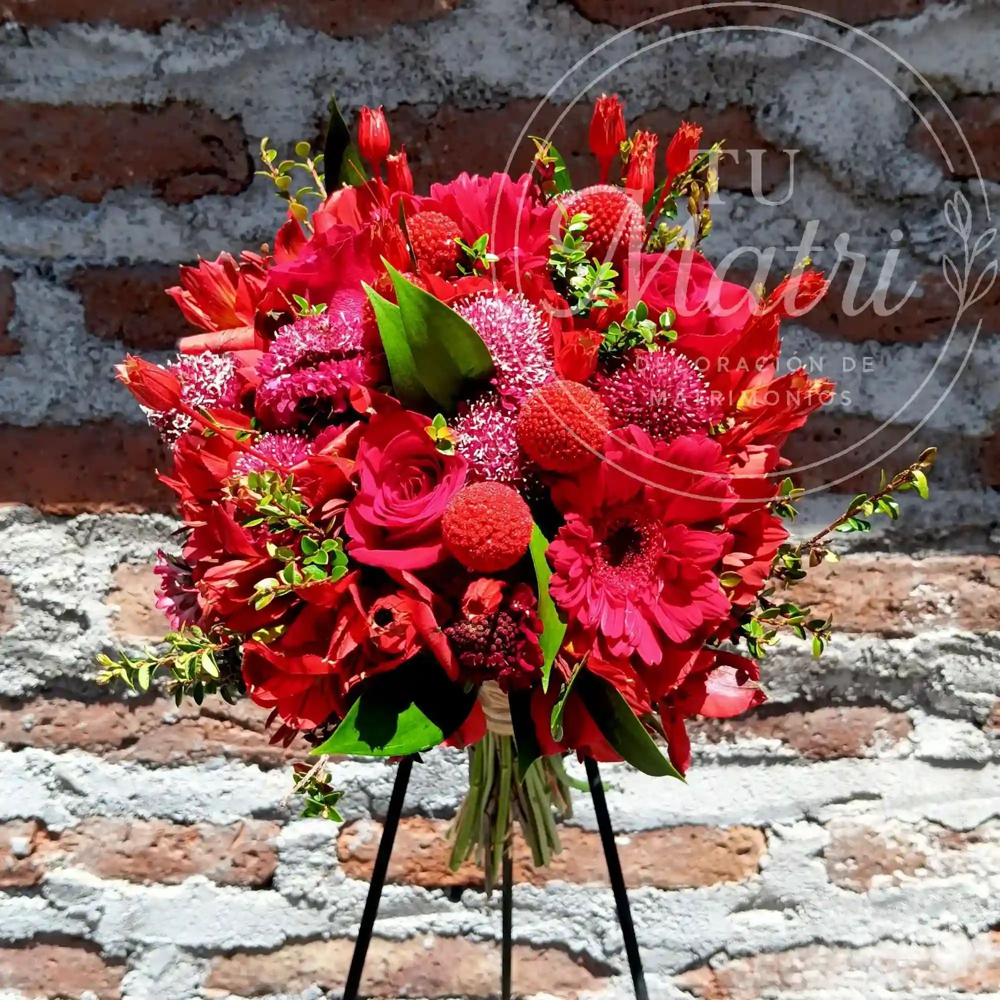 Ramo de Novia Mix Mediano Rojo 2