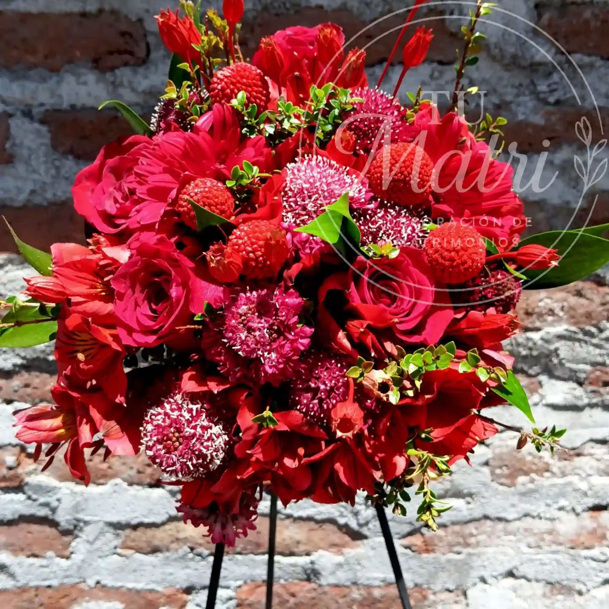 Ramo de Novia Mix Mediano Rojo 3