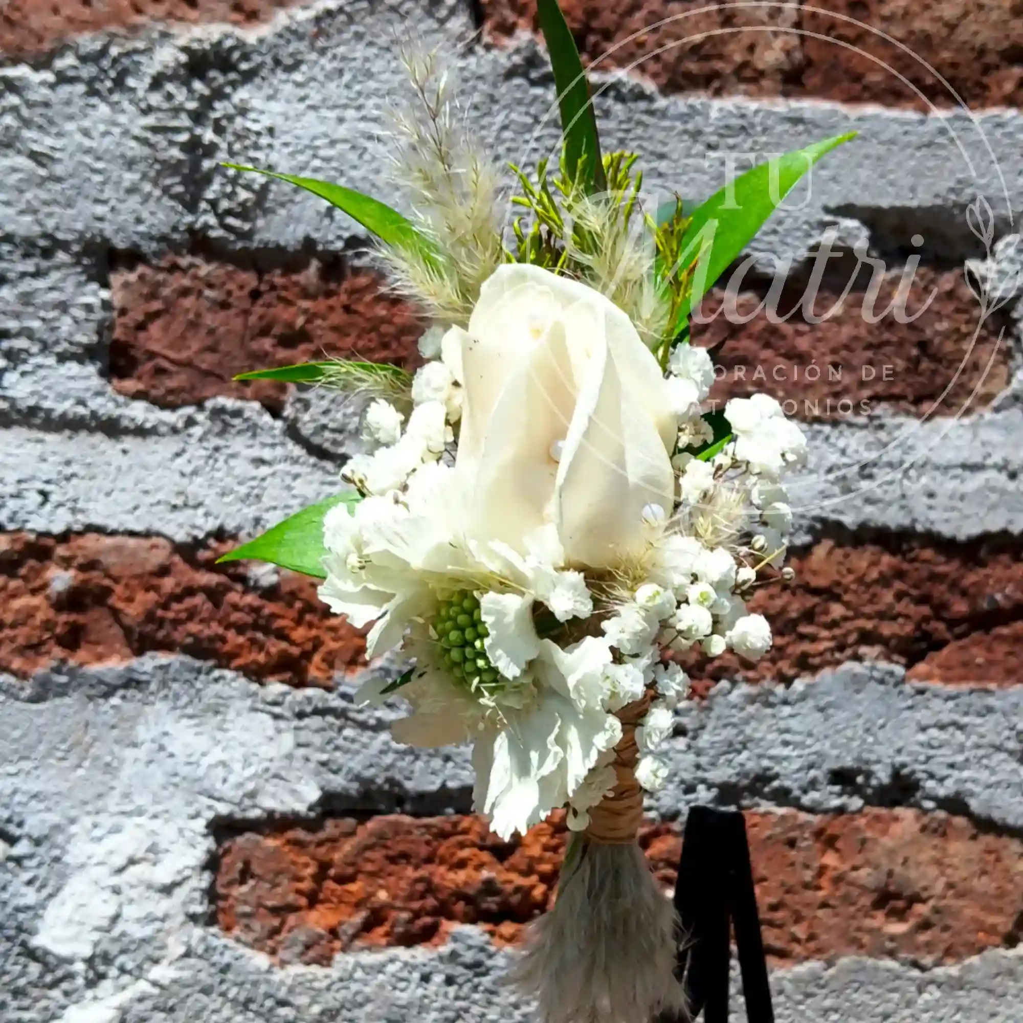 Boutonniere Blanco 2