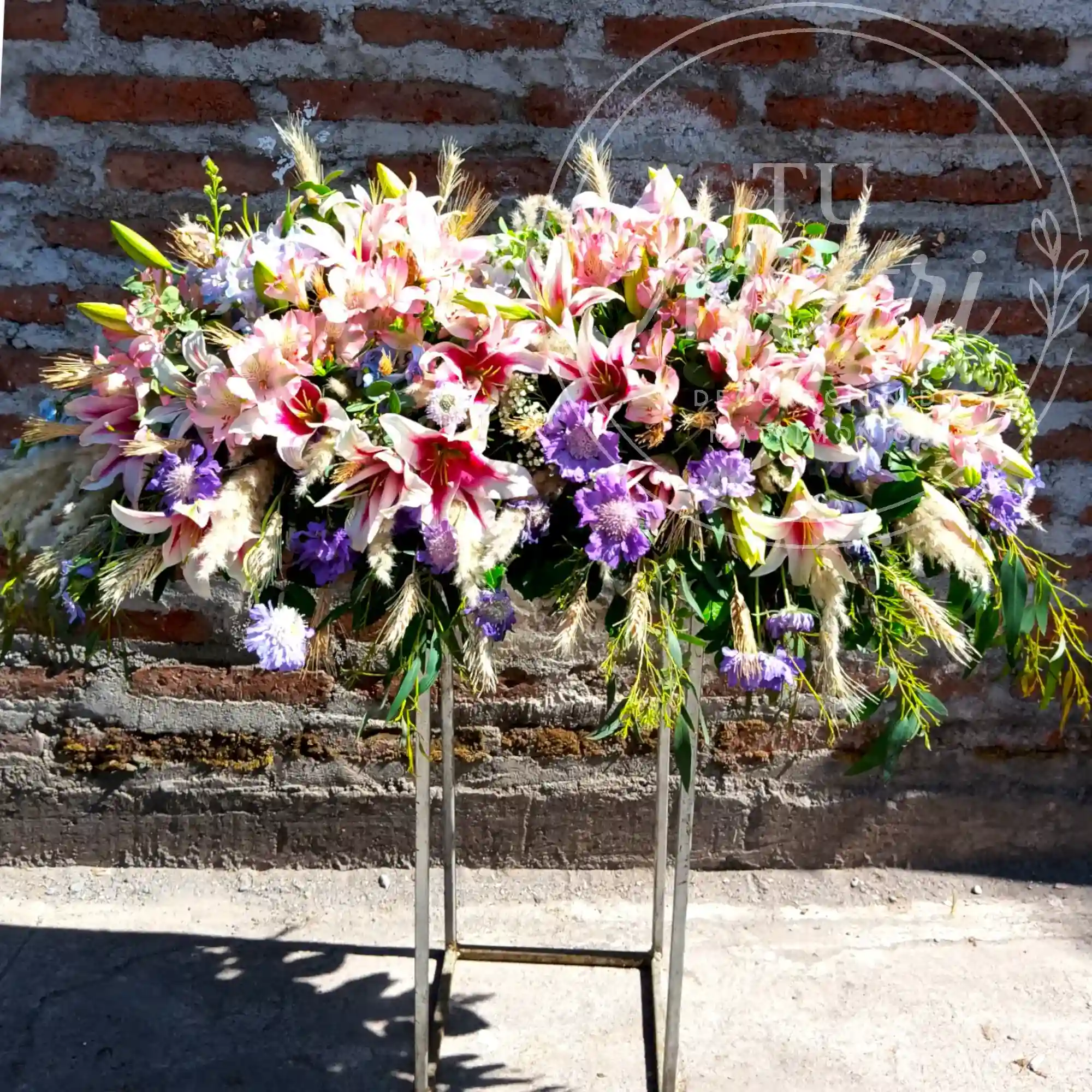 Centro de Mesa Grande Pastel 1