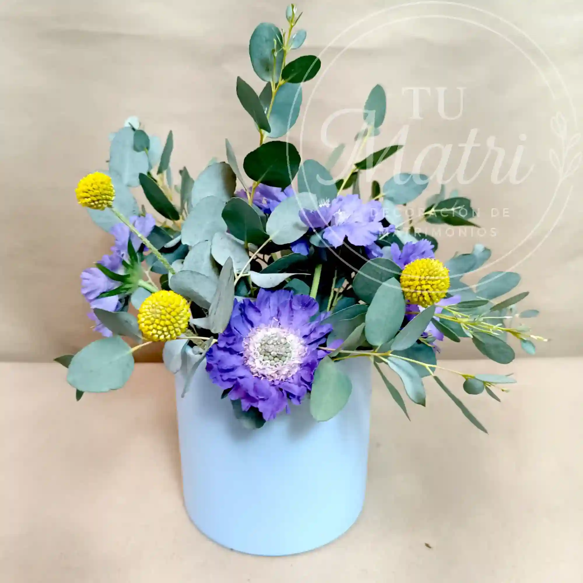 Florero Pequeño de flores Amarillas y Celestes 4